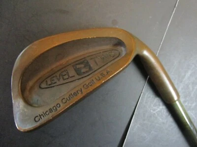 CUBERTERÍA Chicago color bronce aldila eje de bajo par Nivel Dos PW     Foto 1 de 4