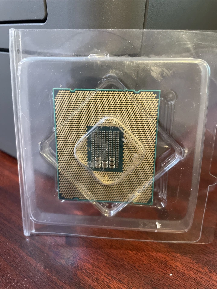 Intel Xeon Processor E5-2643 v4 20M Cache, 3.40 GHz SR2P4 Gently Used - Image 1 of 4