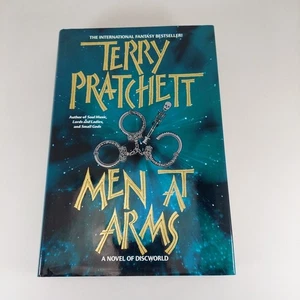 Men at Arms A Novel of Discworld Terry Pratchett 1996 Harper Prism 1st US Print - Foto 1 di 13