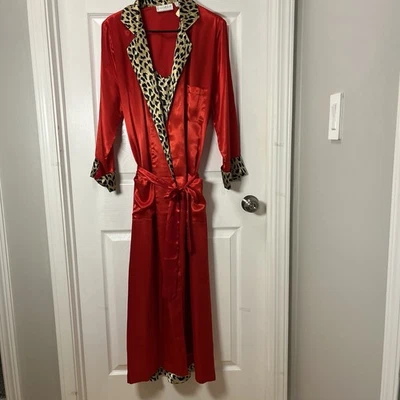 Conjunto de Camisón Bata Cacique De Colección, Satén Talla Mediana Lencería Estampado Animal Rojo Nuevo Foto 1 de 4