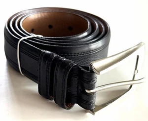 Allen Edmonds handgefertigter schwarzer Kalbsleder 1 3/8" Basic/weiter Gürtel Gr. 42 - Bild 1 von 10