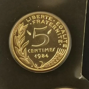 5 CENTIMES MARIANNE 1984 FDC FRANCE / SCELLEE ISSUE DU COFFRET - Picture 1 of 2