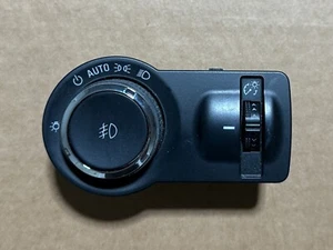 2013-2019 BUICK / CHEVROLET Headlight & Fog Light Control Switch ORIGINAL - Picture 1 of 6