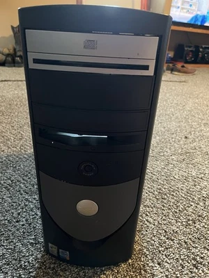 Estuche de PC Dell vintage con placa base Foto 1 de 4