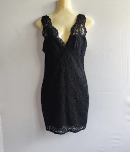 TOP SHOP Spitzen Minikleid Gr. UK 10, schwarz V-Ausschnitt, figurbetont, gefüttert, unsichtbarer Reißverschluss - Bild 1 von 20