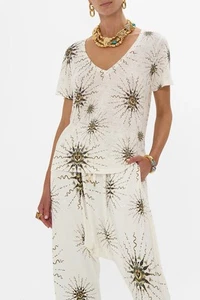 CAMILLA Goddess Energy Relaxed V-Neck Tee RRP $329 - Picture 1 of 5