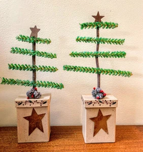 Primitiver Stern Weihnachtsbaum in Pappmaché Box Vintage Look Stechpalme Beere - Bild 1 von 5