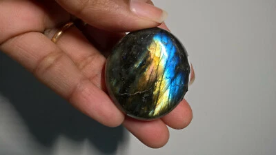 32g GALET EN LABRADORITE Madagascar Massage Lithothérapie pierre  - Photo 1/4