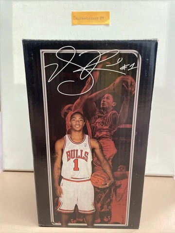 DERRICK ROSE CHICAGO BULLS SGA BOBBLEHEAD 2010-2011 HINCKLEY SPRINGS! NIB! Cover