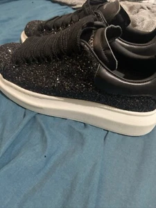 Shoes - Picture 1 of 1