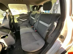 FORD KUGA TE 11/2011-11/2012 LEFT REAR 2ND SEAT CLOTH - Picture 1 of 12