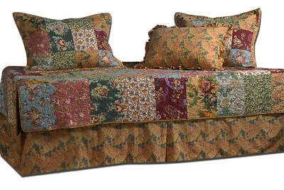 GREENLAND HOME Antique Chic Daybed Quilt Set 3'3 Inches X 6'3 Inches Multicolor