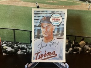 1970 Kellogg's 3-D Super Stars #64 Jim Perry Minnesota Twins No Cracks