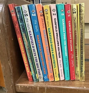 1990’s  Garfield Books By Jim Davis – Lot of 11 - Picture 1 of 5