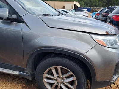Passenger Right Fender Textured Black Moulding Fits 11-15 SORENTO 4797871 - Image 1 of 4