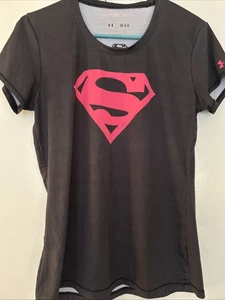 Women’s Fitted Under Armour Fitted Superman Shirt Size Medium - Picture 1 of 5