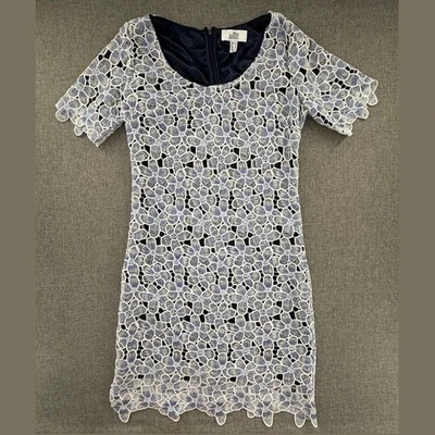 Belle Badgley Mischka кружевное платье цветочный размер 8 с подкладкой темно-синий и белый декольте - Изображение 1 из 4