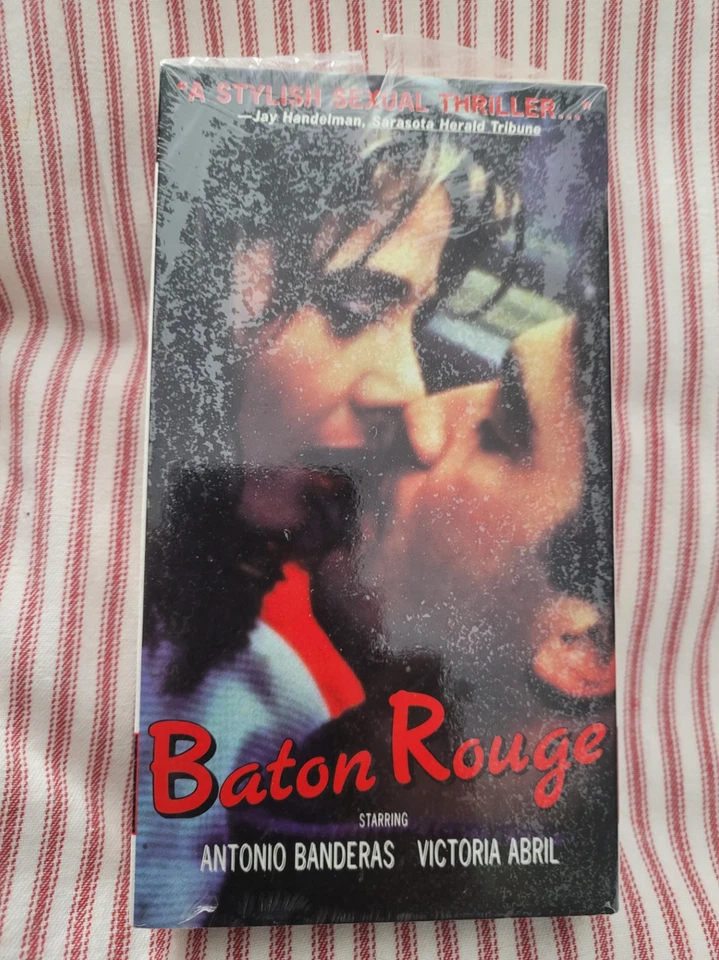 BATON ROUGE    VHS   Spanish with English subtitles - Image 1 of 1