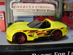 2019 HW FLAMES Design DODGE VIPER RT/10 🔥 Yellow; red wire 🔥 LOOSE Hot Wheels - Picture 1 of 3