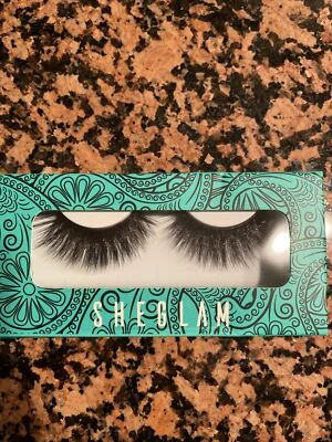 Ladies Glam False Black Strip Eyelahes Full,Thick,length,volume 1 Pair - Image 1 of 2