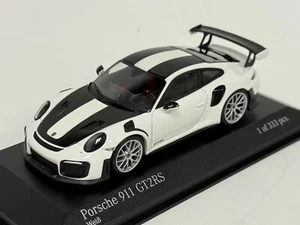 1/43 Minichamps Porsche 911 GT2 RS Weissach aus 2018 in weiß 413 067278 BK169 - Bild 1 von 7
