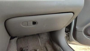 2000-2005 Chevy Malibu Glove Box Assembly Door With Latch Oem Gray 92b 22615391 - Picture 1 of 6