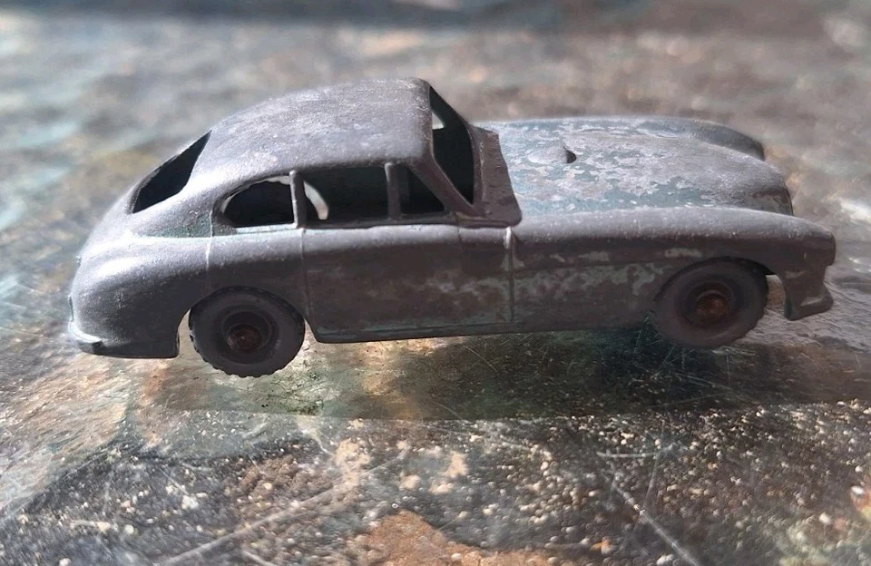 Matchbox Nº53 Aston Martin DB2-4 Mk 1 perfecto para restaurar oe personalizar.  Foto 1 de 4