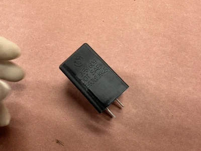 BMW 2002 1502-2002tii Hazard Warning Indicator Signal Generator OEM 93K Miles - Image 1 of 4