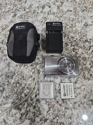 Sony Cyber-shot DSC-WX150 18.2MP 10x Zoom Digital Camera & Accessories WorksGood - Image 1 of 4