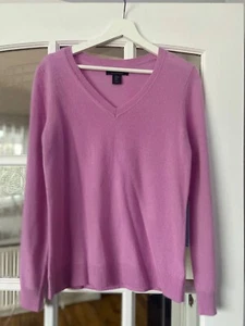 Lovely BNWT Tahari pink 2 ply pure cashmere classic fit V neck jumper M (12-14) - Picture 1 of 3