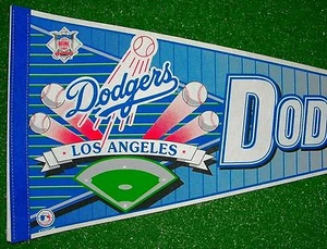 VINTAGE LOS ANGELES DODGERS FULL SIZE PENNANT 30" MLB BASEBALL LARGE 1980s RARE - Picture 1 of 2