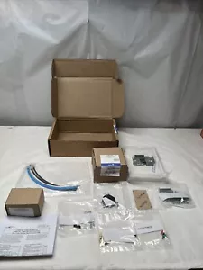 Johnson Controls T-4002-301 NEW OPEN BOX - Picture 1 of 10