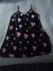 HEART PRINT SATIN NIGHT GOWN SIZE M - Picture 1 of 1