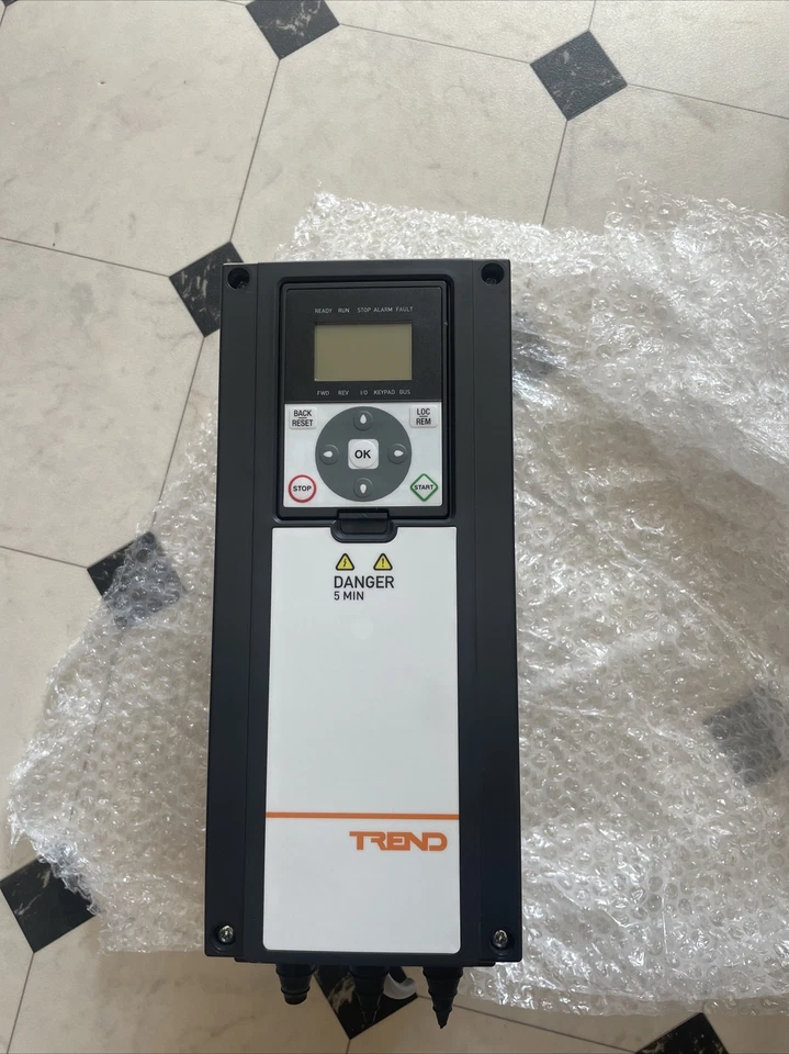 Trend IPS54/Type 12 VSD2H-3C0008B5000 - Image 1 of 4