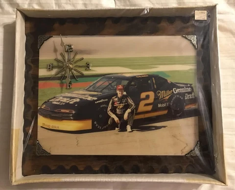 #2 RUSTY WALLACE MILLER GENUINE DRAFT 10X12 LIMITED EDITION HANDMADE WALL CLOCK Cover