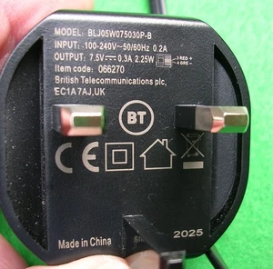 ADAPTATEUR BT AC/DC ORIGINAL CODE ARTICLE 066270 7.5V 0.3A 2.25W ( bgm t5 ) - Photo 1/3