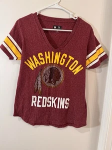 Damen NFL Team Apparel Washington Redskins V-Ausschnitt Gr. M Pailletten - Bild 1 von 6