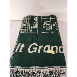 Grand Casino “Los jugadores saben mejor” tiro verde con flecos 66 X48 usado en excelente estado - Imagen 1 de 3