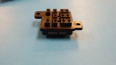 (5 PIEZAS) SR3B-51 IDEC Conn Relé Zócalo SKT 3 POS Soldadura ST Agujero Pasante Foto 1 de 3