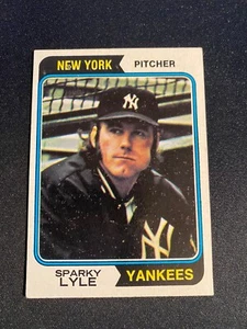 1974 TOPPS BASEBALL #66 SPARKY LYLE!! $1 SHIPPING!! - Picture 1 of 2