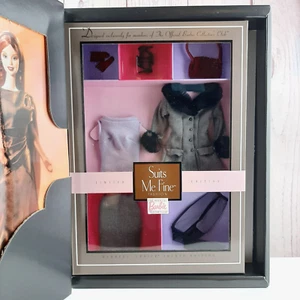 Mattel Barbie Club Canada Official 2000 Clothing 4th Ed Suits Me Fine #98146 - Picture 1 of 7