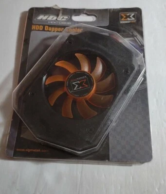 XIGMATEK HDC-D802 Aluminum Hard Drive Cooler for Hard Drive Cage or Bay - Image 1 of 2