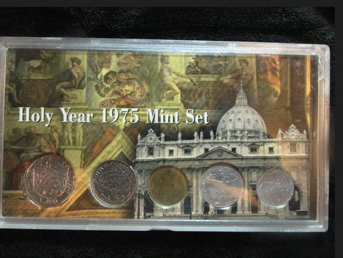 Vactican 1975 Holy Year Limited Edition mint set Cover
