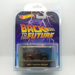 HOT WHEELS 2013 RETRO ENTERTAINMENT BACK TO THE FUTURE 1987 TOYOTA PICKUP TRUCK - Picture 1 of 12