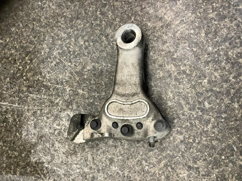 Pinza de freno trasera Harley Davidson Road King FLHR 02 61B Foto 1 de 2