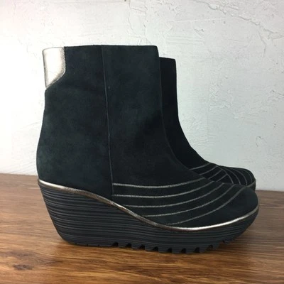 Botas de cuña al tobillo de gamuza FLY London para mujer Yeni negras peltre EU 40 US 9 cremallera Foto 1 de 4