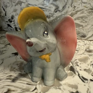 Vintage Disney Baby Dumbo Ceramic Statue Figurine - Picture 1 of 2