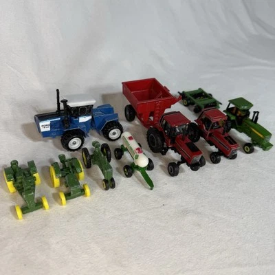 Mixed 10 Pc Lot 1:64 Die Cast John Deere Tractors Implements Case Ford FW-60 - Image 1 of 4