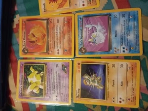 Lotto Carte Pokemon 1° Edizione Fossil E Rocket - Foto 1 di 4
