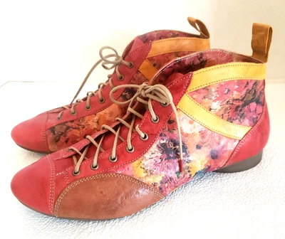 Think! Botines con cordones Guad 2 de cuero rojo retazos talla 8,5 / 39,5 Foto 1 de 4